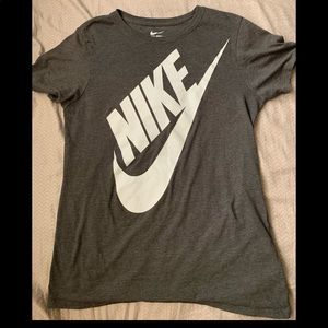 Women’s Nike t-shirt